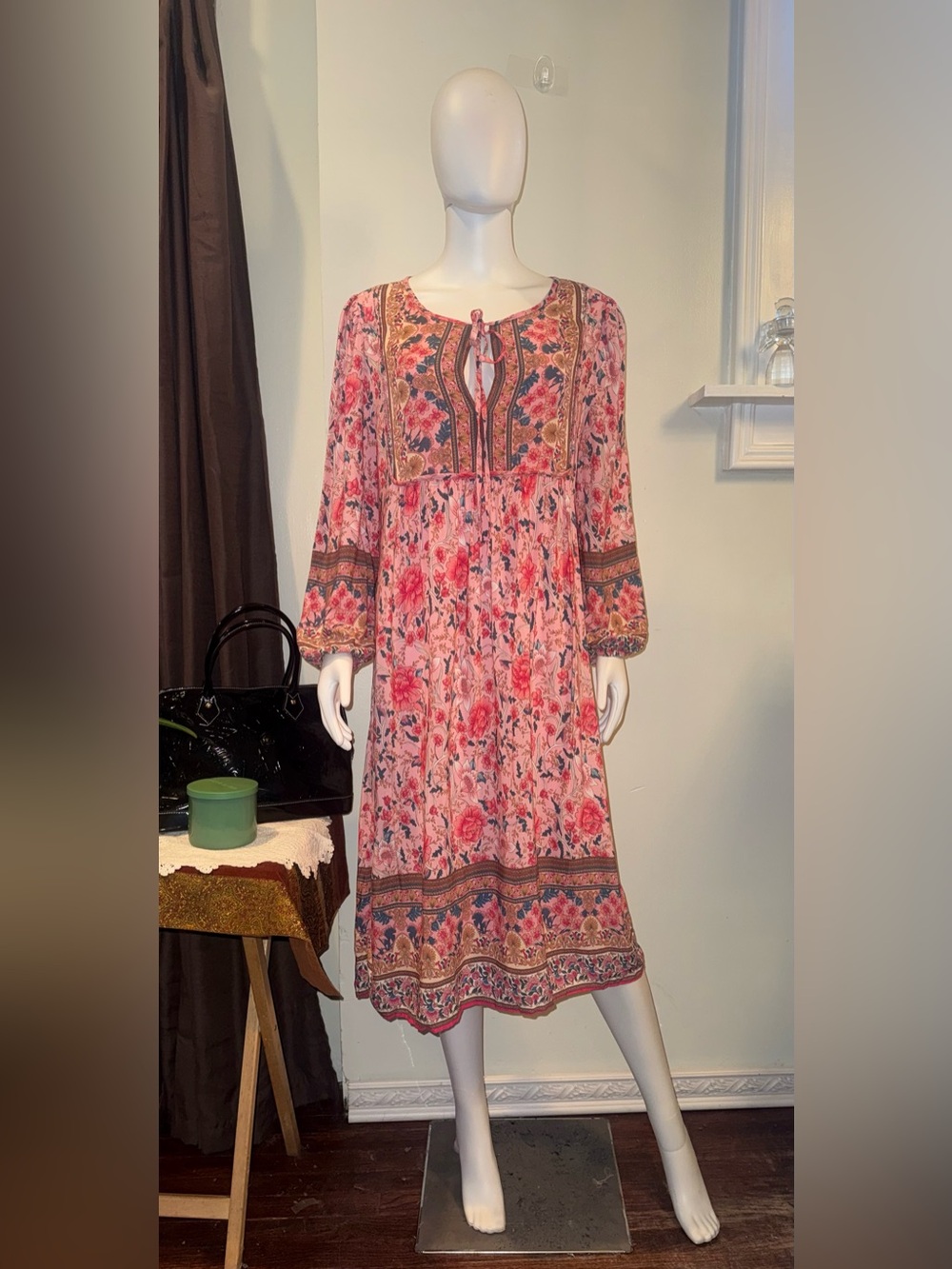 Boho Floral Long-Sleeve Midi Dress in Pink